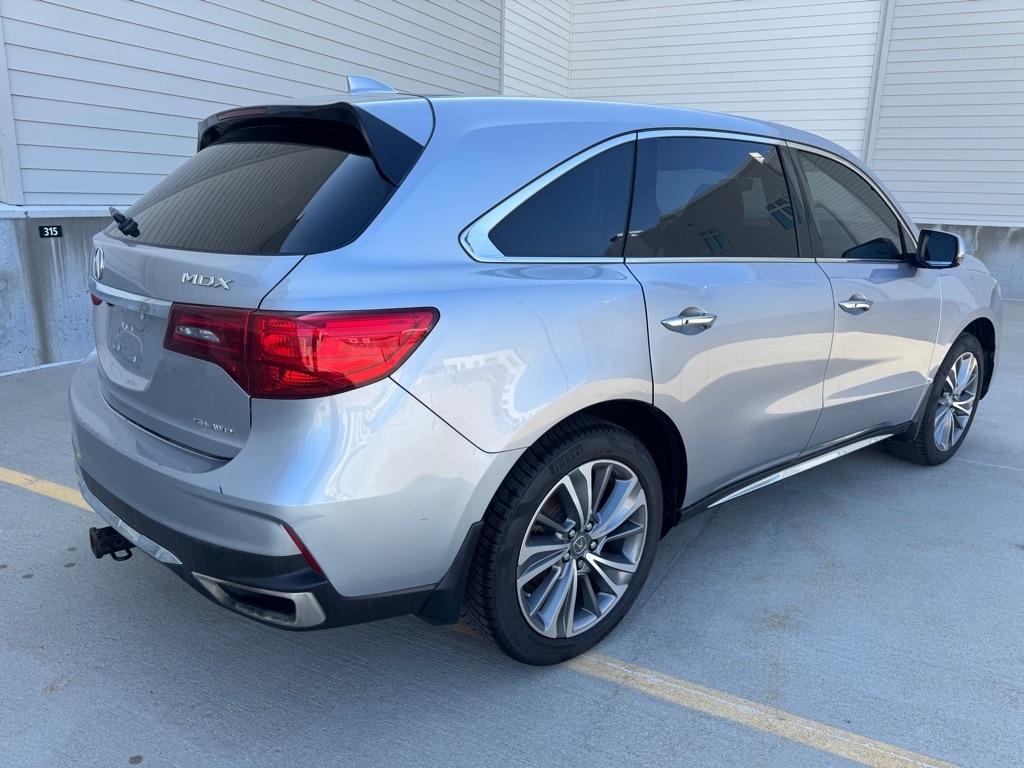 Acura MDX SH-AWD 9-Spd AT w/Tech Package 2017