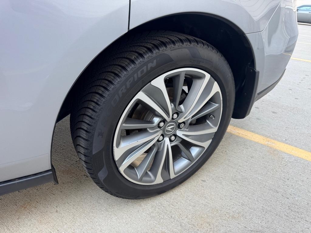 Acura MDX SH-AWD 9-Spd AT w/Tech Package 2017