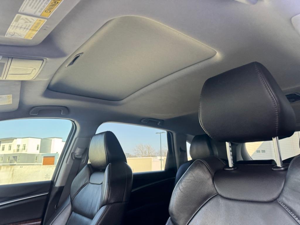 Acura MDX SH-AWD 9-Spd AT w/Tech Package 2017