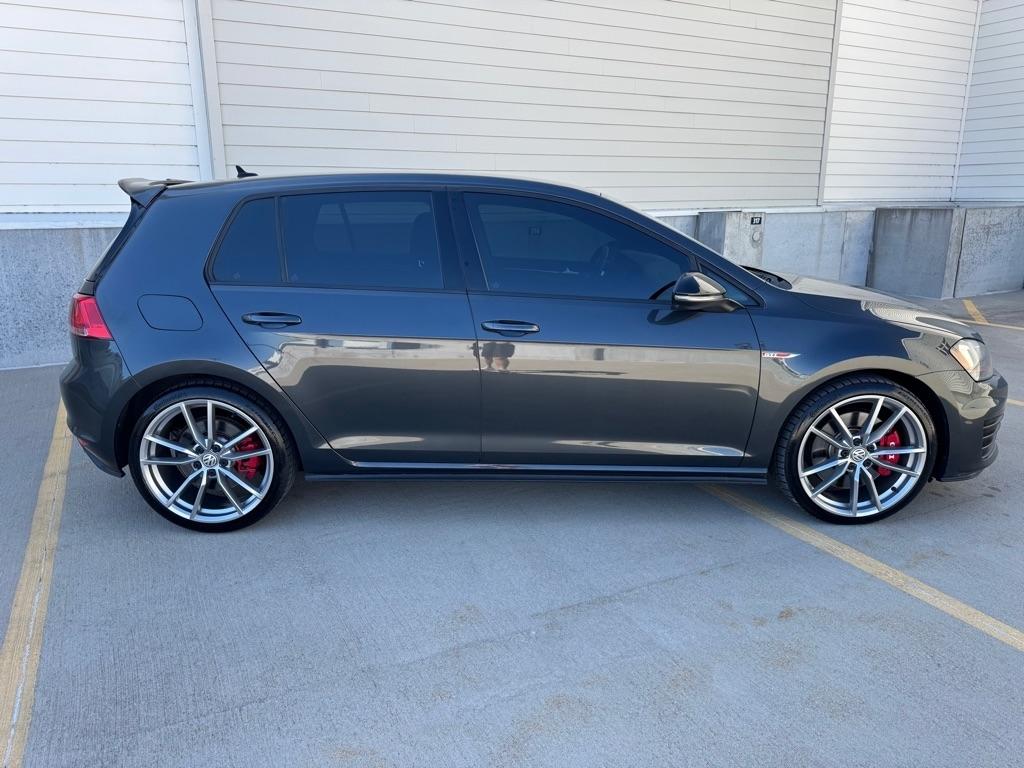 Volkswagen Golf GTI SE 6A 4-Door 2017