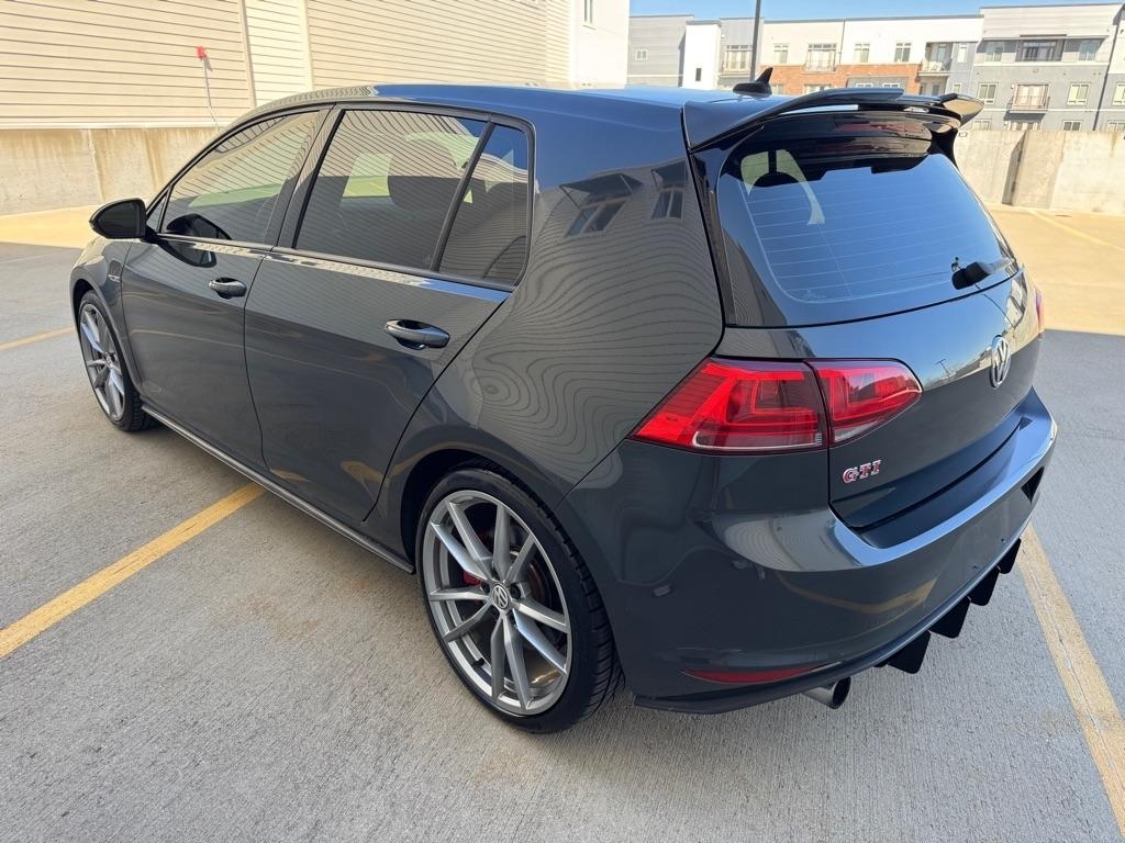 Volkswagen Golf GTI SE 6A 4-Door 2017