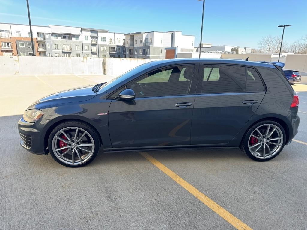 Volkswagen Golf GTI SE 6A 4-Door 2017