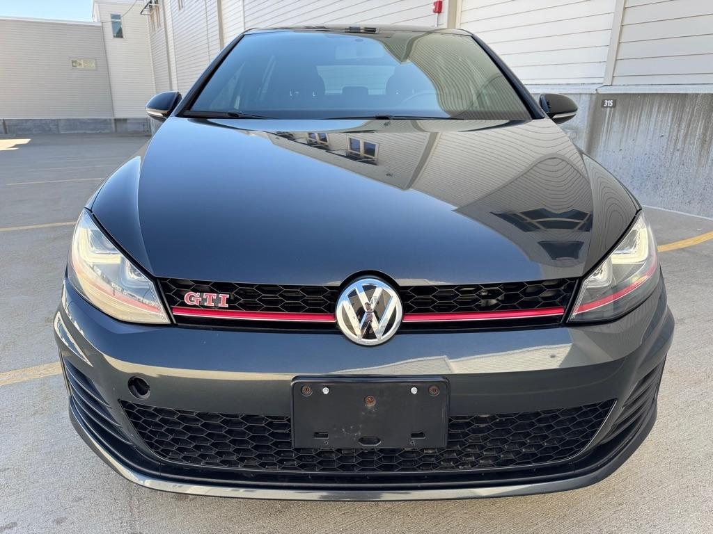 Volkswagen Golf GTI SE 6A 4-Door 2017