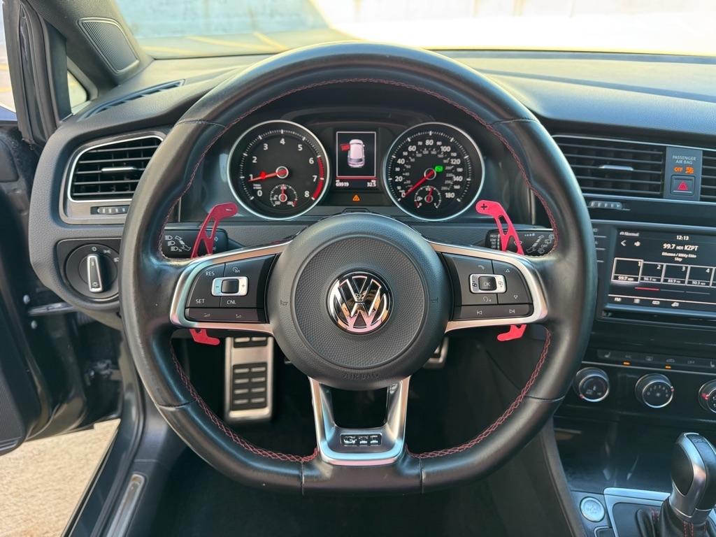 Volkswagen Golf GTI SE 6A 4-Door 2017