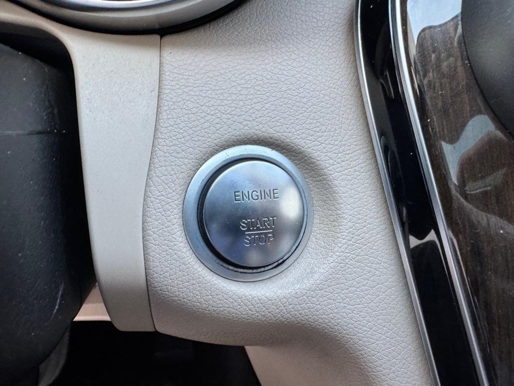 Mercedes-Benz C-Class C300 4MATIC Sedan 2015