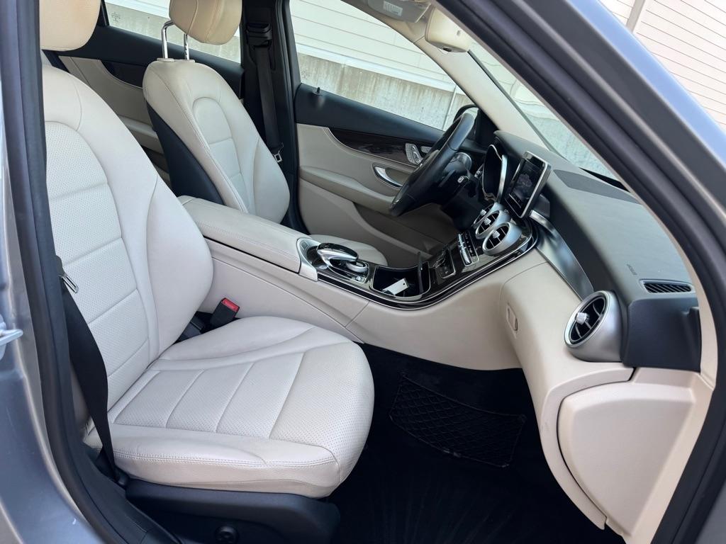 Mercedes-Benz C-Class C300 4MATIC Sedan 2015