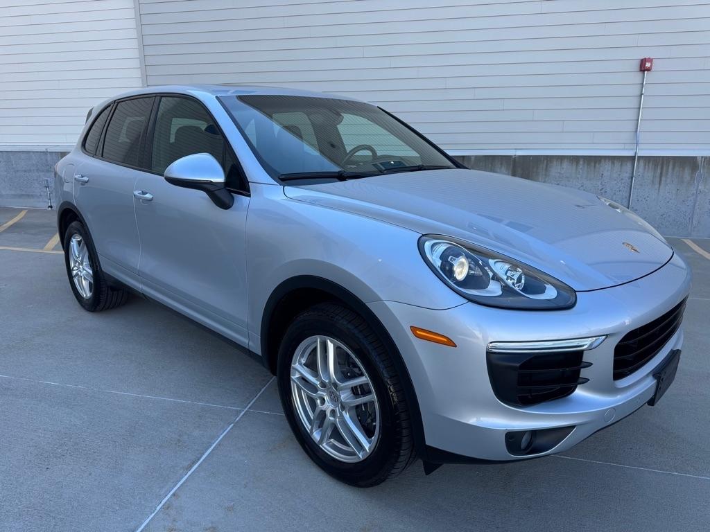 2016 Porsche Cayenne Base