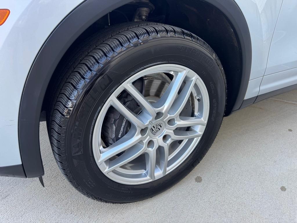 Porsche Cayenne Base 2016