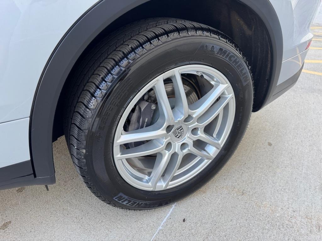 Porsche Cayenne Base 2016