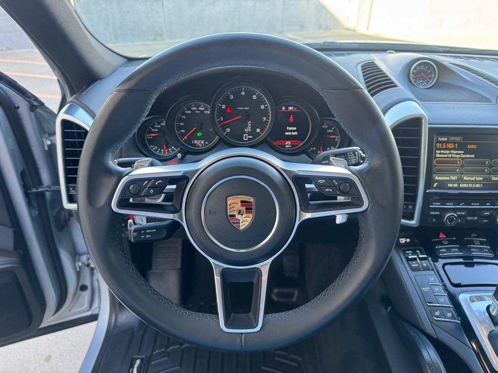 Porsche Cayenne Base 2016