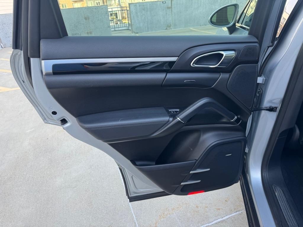 Porsche Cayenne Base 2016