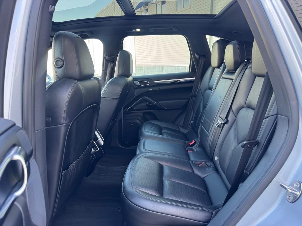 Porsche Cayenne Base 2016