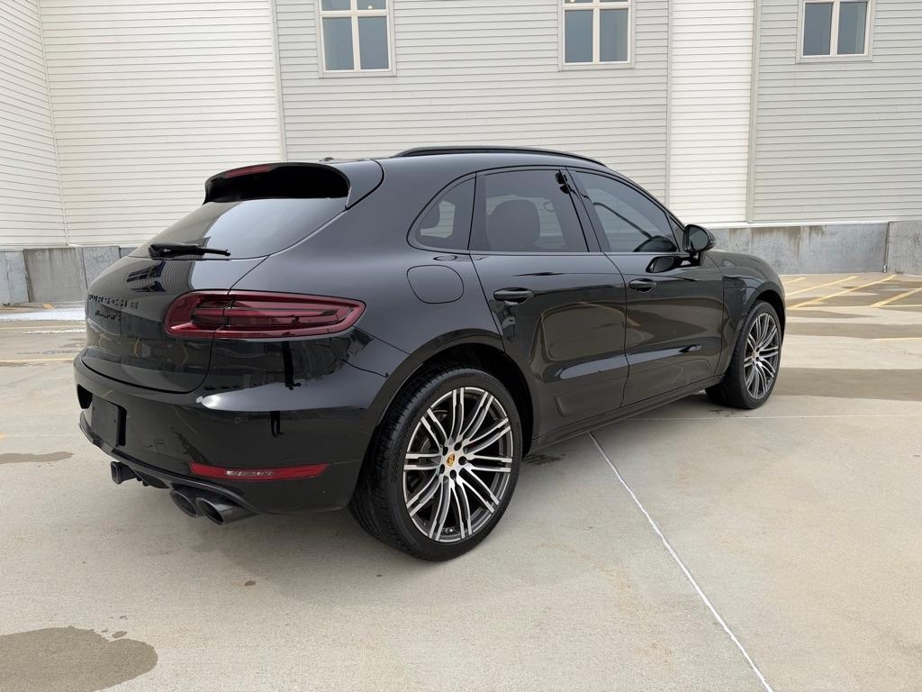 Porsche Macan GTS 2017