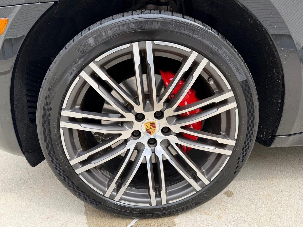 Porsche Macan GTS 2017