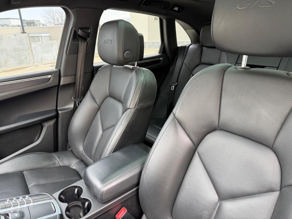 Porsche Macan GTS 2017