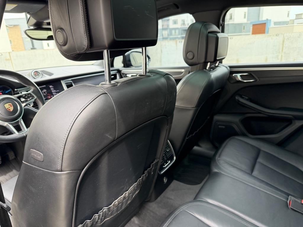 Porsche Macan GTS 2017