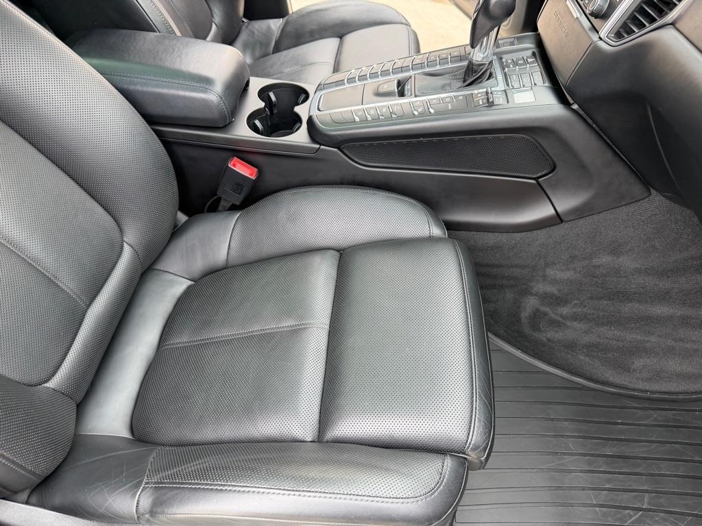 Porsche Macan GTS 2017