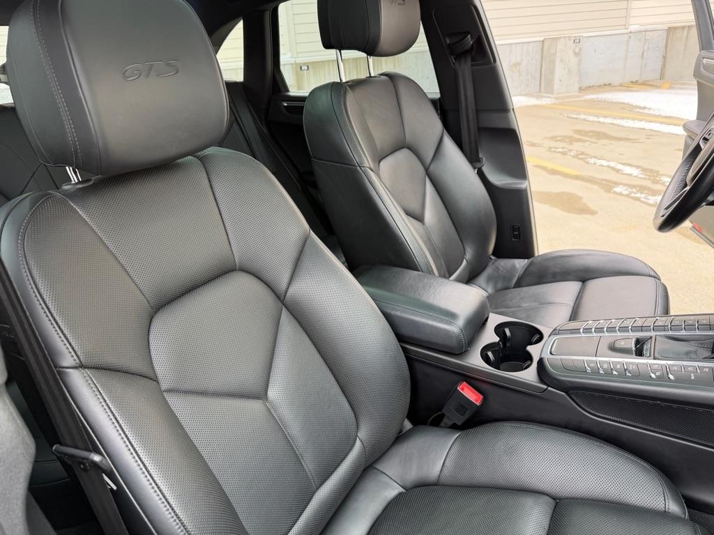 Porsche Macan GTS 2017