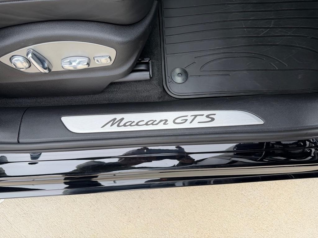 Porsche Macan GTS 2017