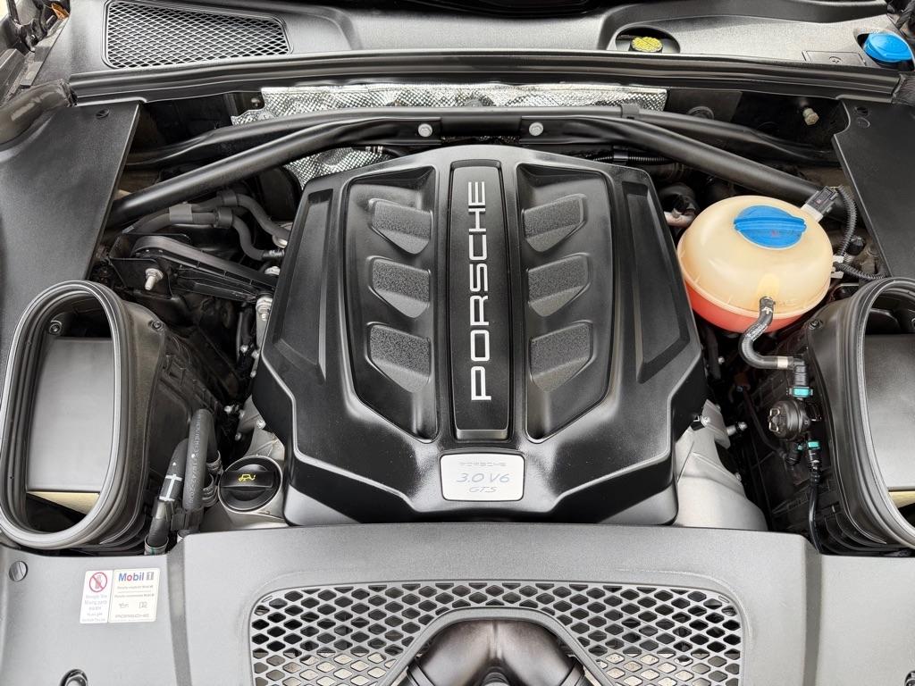 Porsche Macan GTS 2017