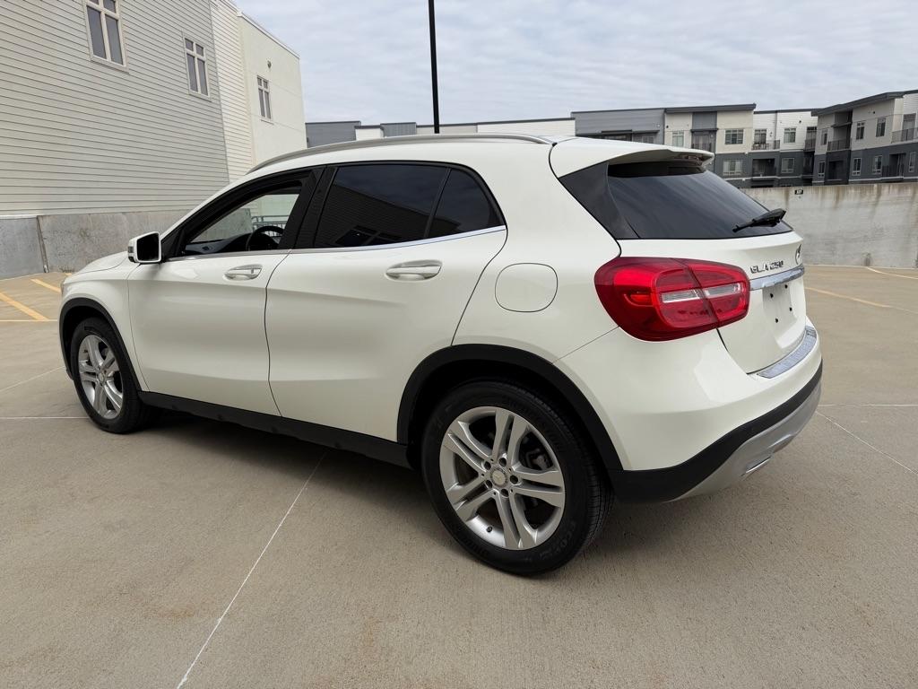 Mercedes-Benz GLA-Class GLA250 4MATIC 2015