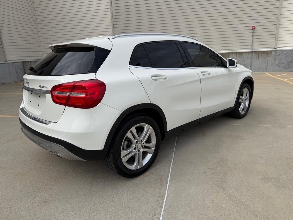 Mercedes-Benz GLA-Class GLA250 4MATIC 2015