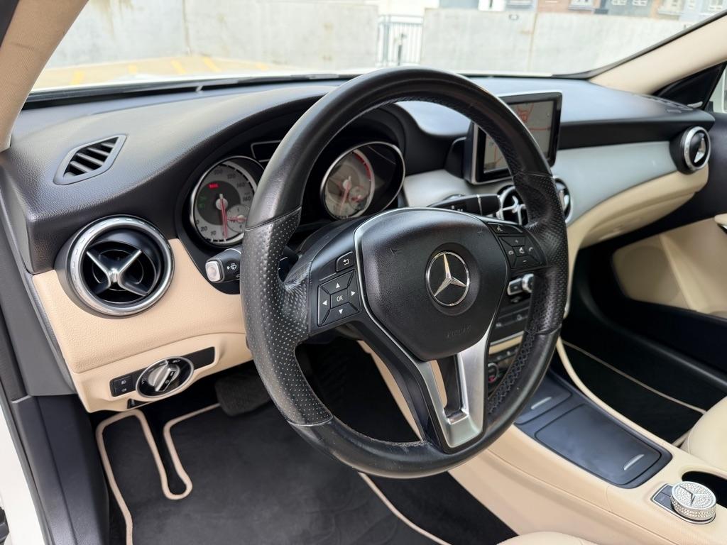 Mercedes-Benz GLA-Class GLA250 4MATIC 2015