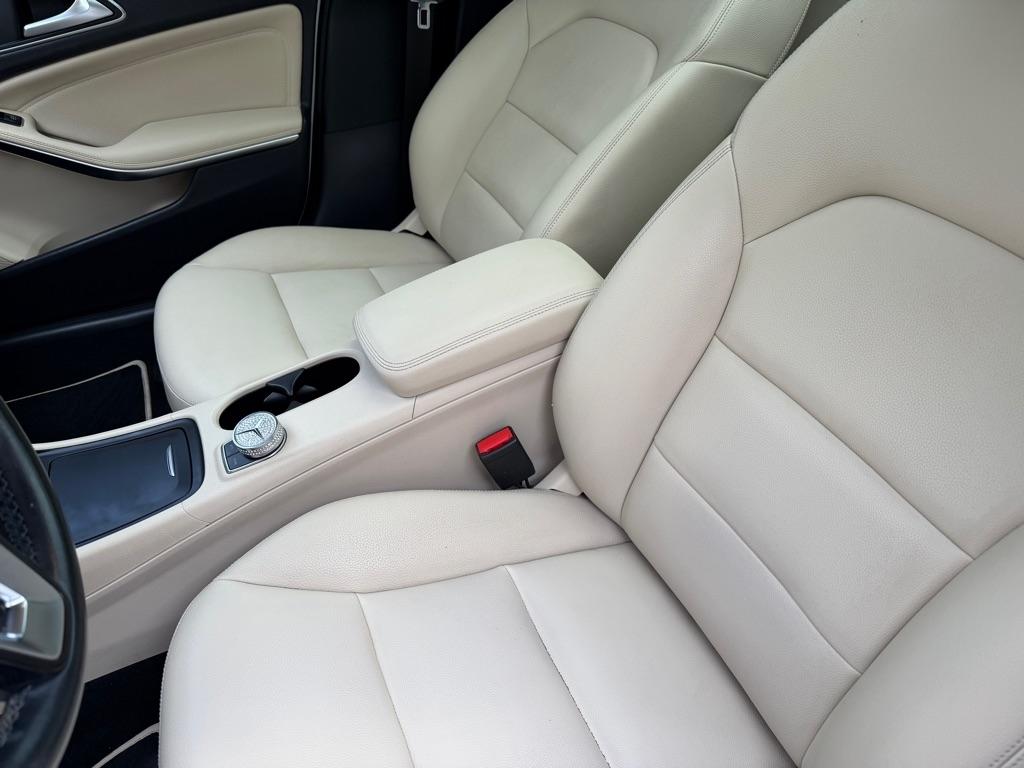 Mercedes-Benz GLA-Class GLA250 4MATIC 2015