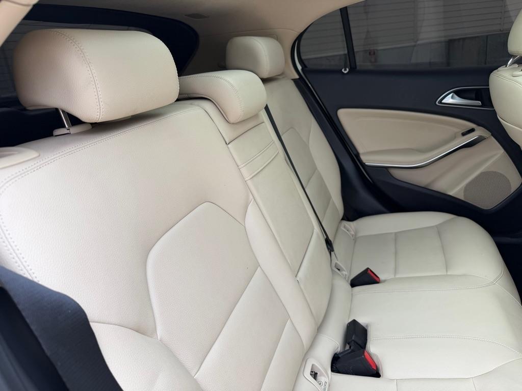 Mercedes-Benz GLA-Class GLA250 4MATIC 2015