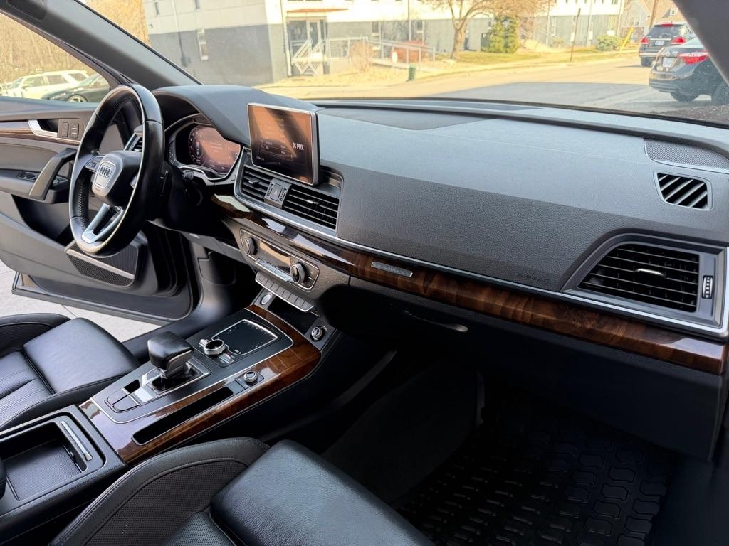 Audi Q5 2.0T Premium Plus quattro 2018