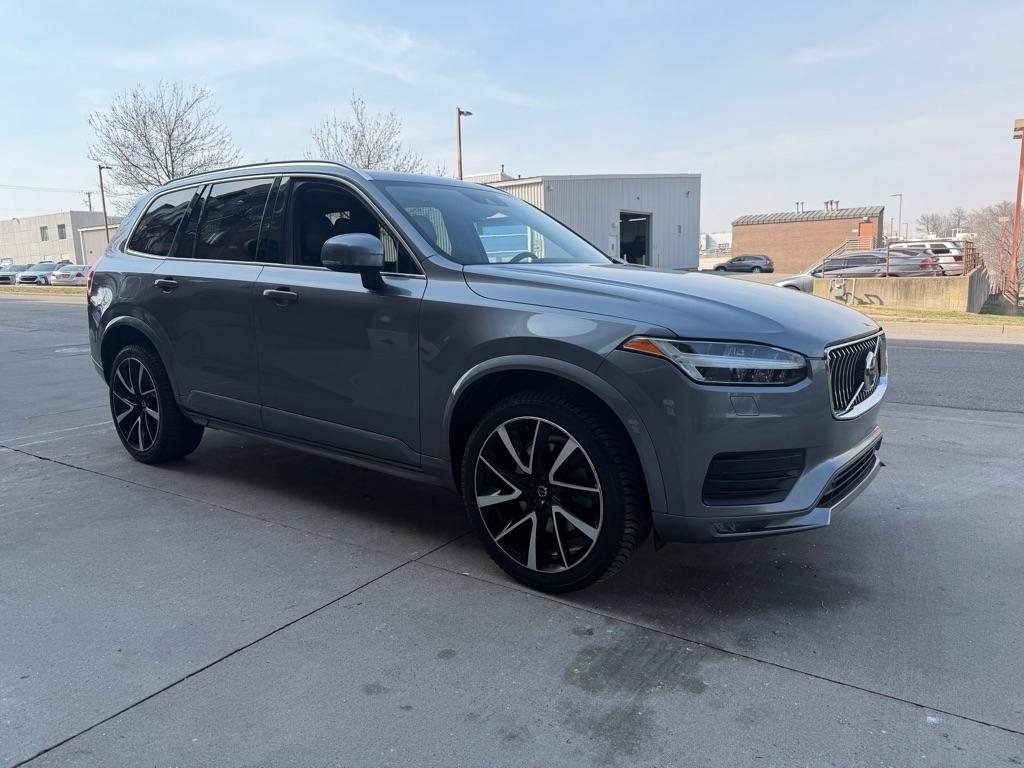 2020 Volvo XC90 T6 Momentum AWD