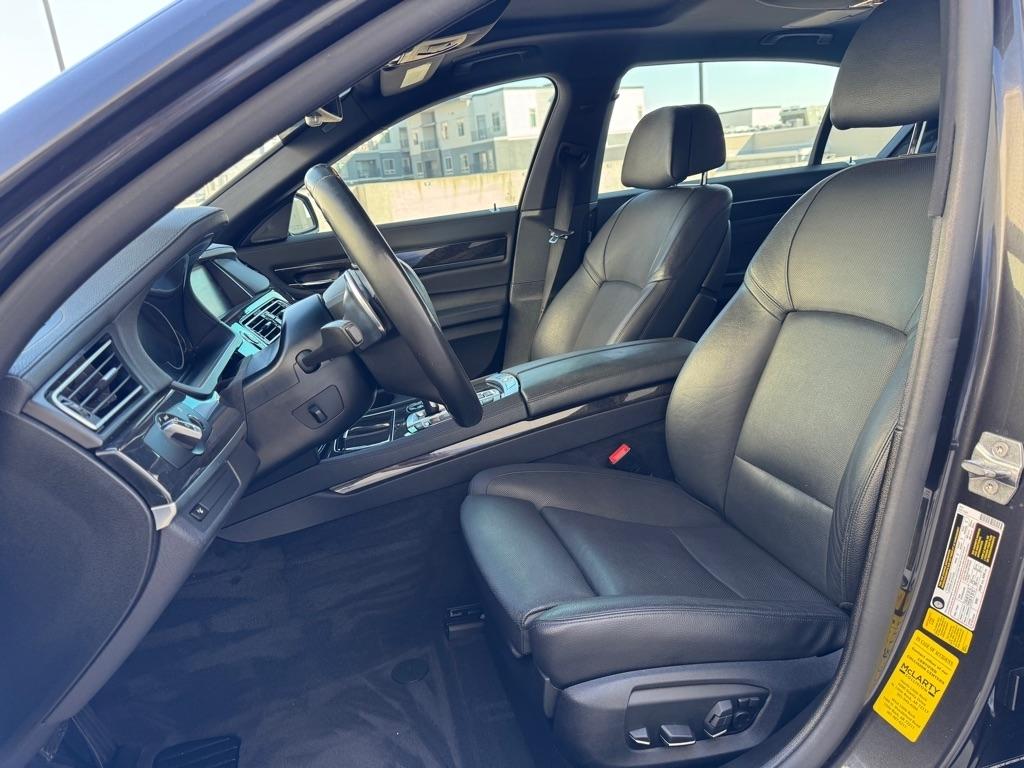BMW 7-Series 740iL 2015