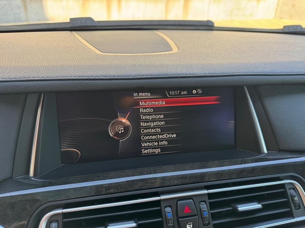 BMW 7-Series 740iL 2015