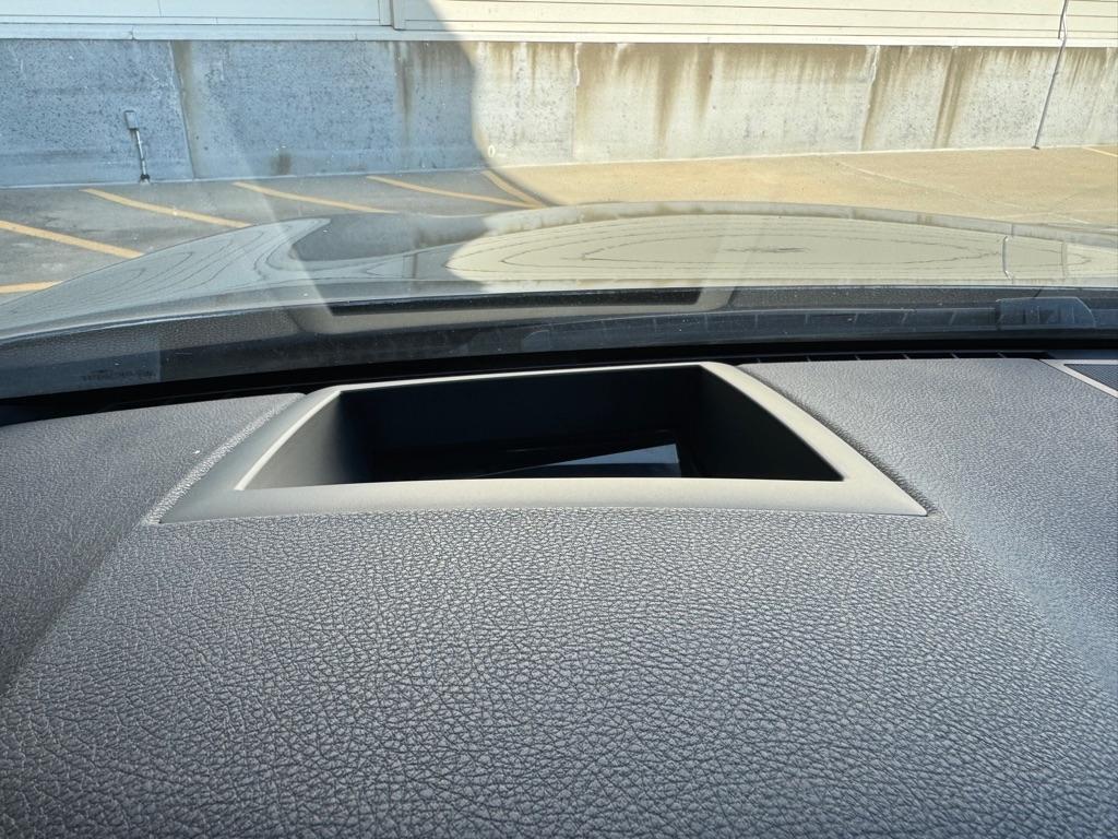 BMW 7-Series 740iL 2015