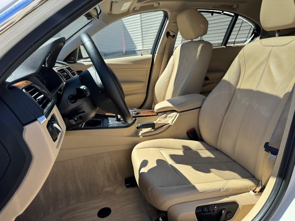 BMW 3-Series 335i Sedan 2014