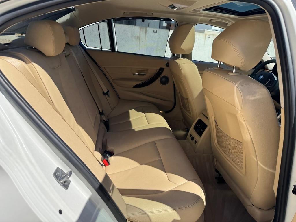 BMW 3-Series 335i Sedan 2014