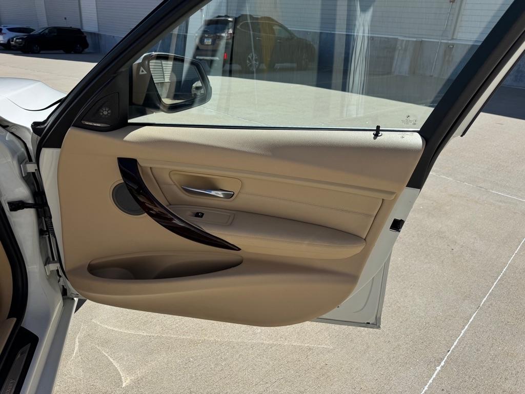 BMW 3-Series 335i Sedan 2014