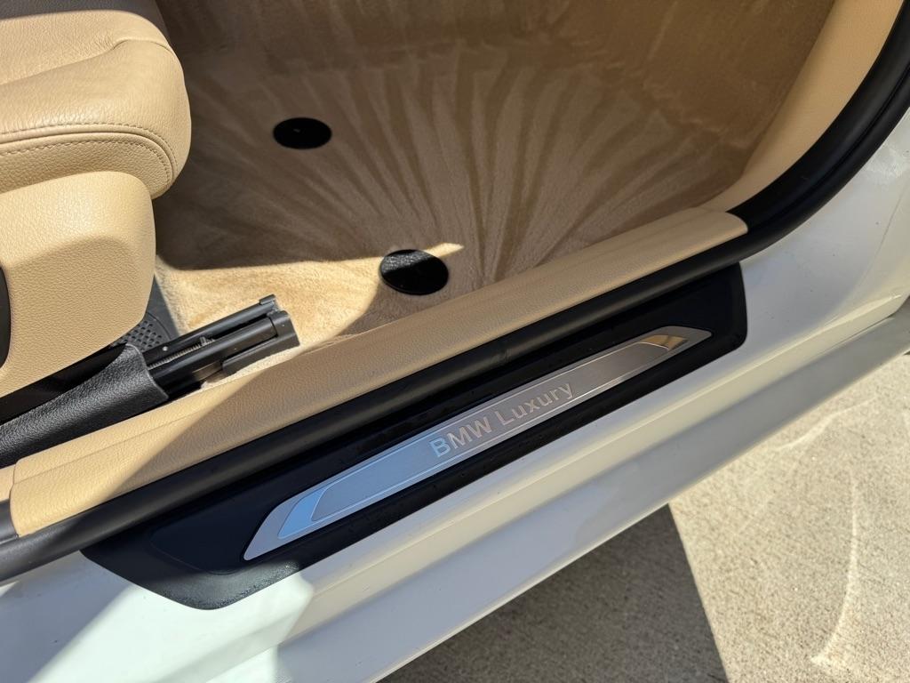 BMW 3-Series 335i Sedan 2014