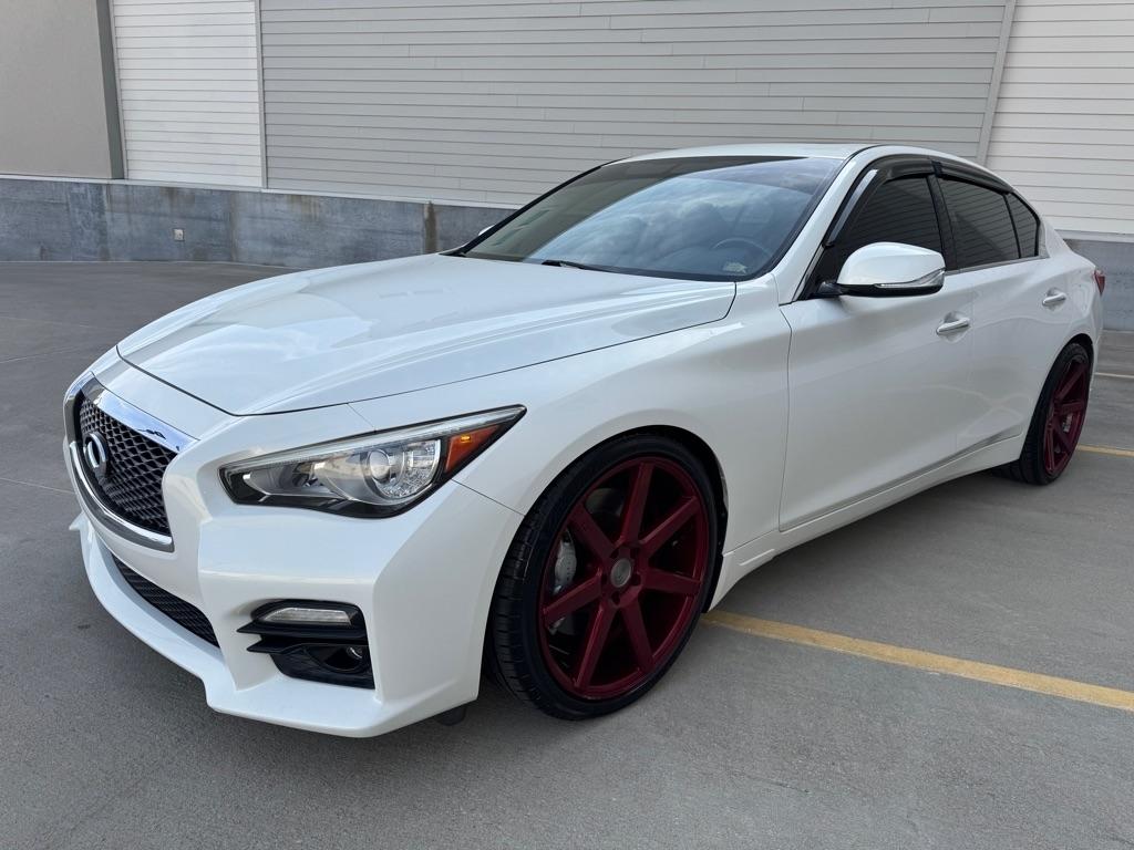 Infiniti Q50 Sport 2015