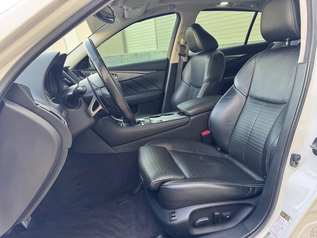 Infiniti Q50 Sport 2015