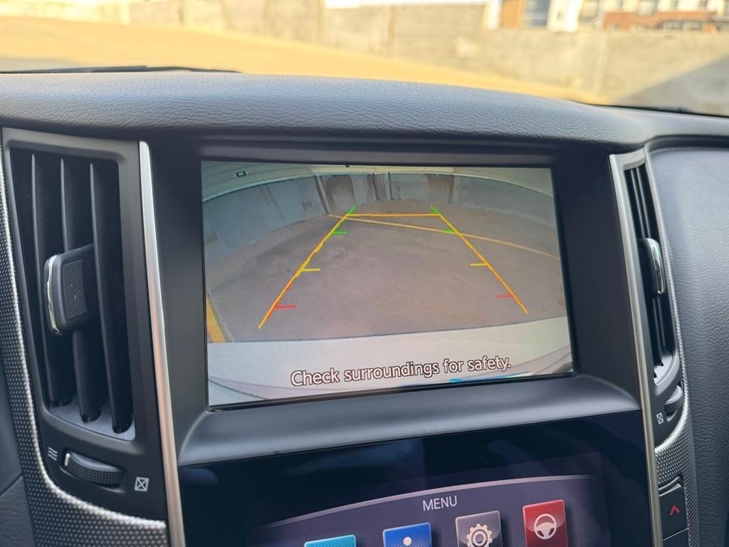 Infiniti Q50 Sport 2015