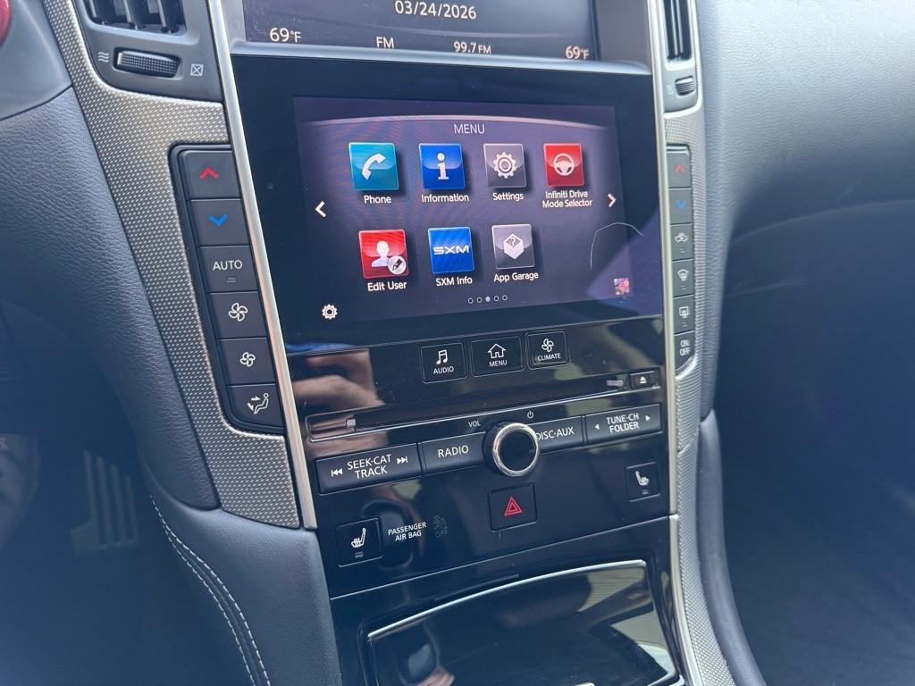 Infiniti Q50 Sport 2015