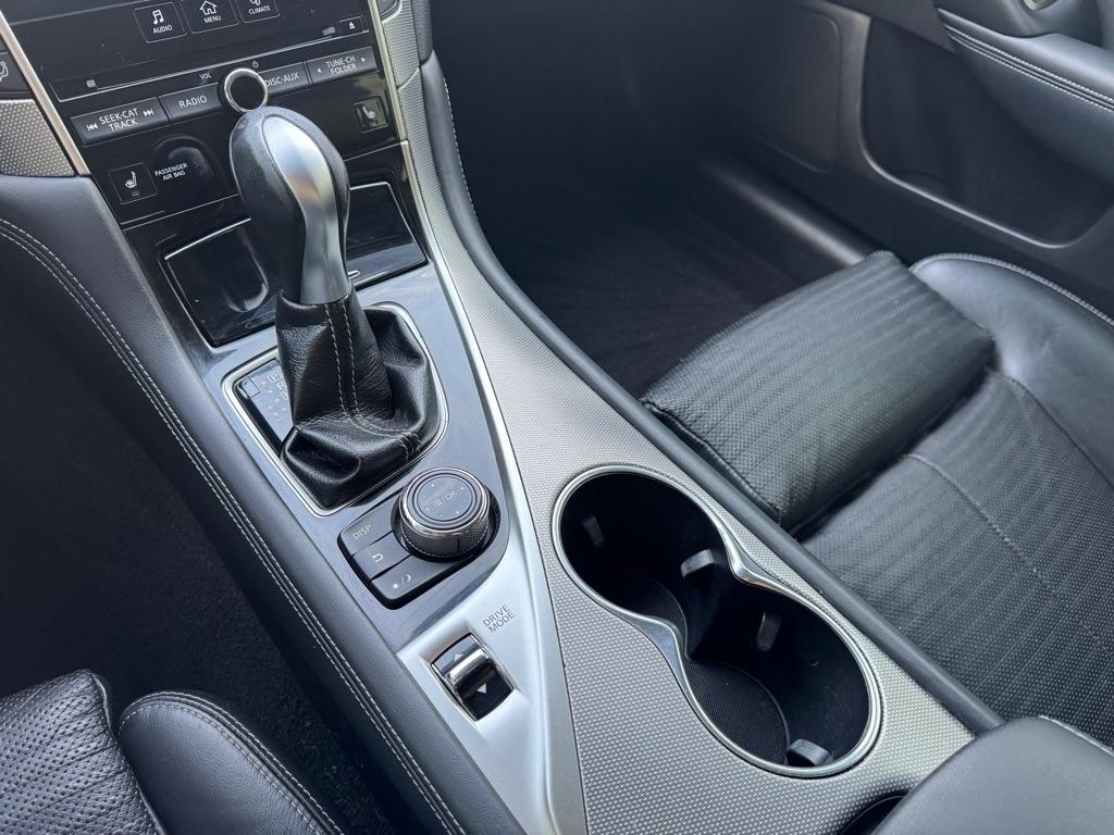 Infiniti Q50 Sport 2015