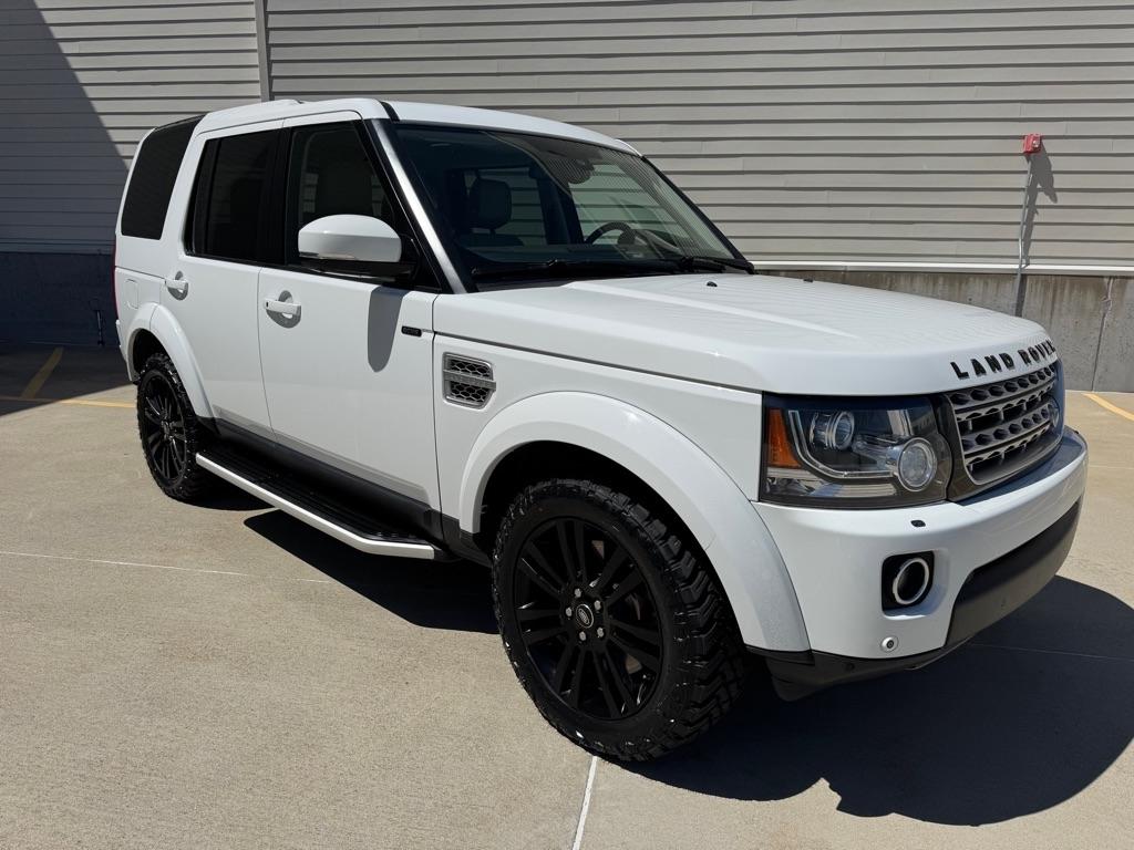 2016 Land Rover LR4 HSE Luxury