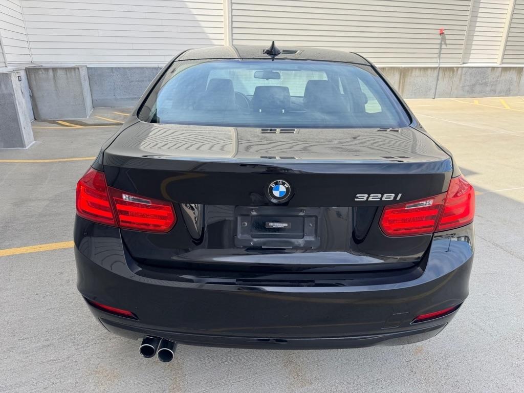 BMW 3-Series 328i SULEV 2015