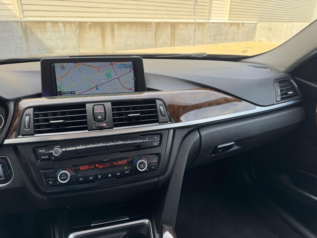 BMW 3-Series 328i SULEV 2015