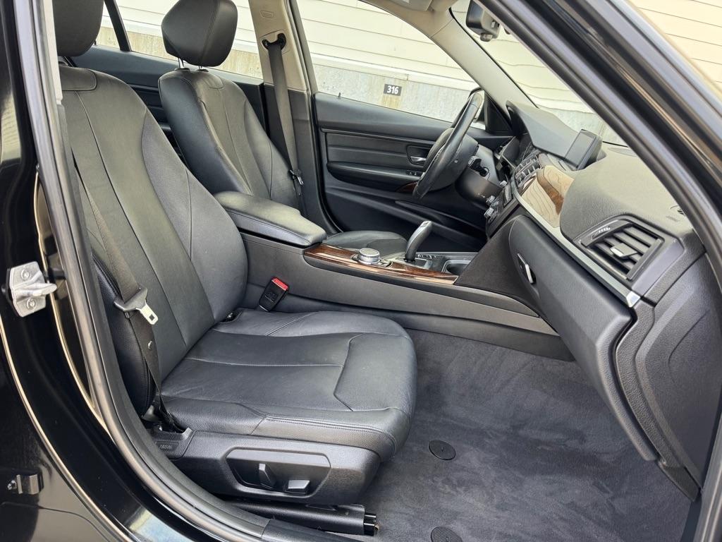 BMW 3-Series 328i SULEV 2015