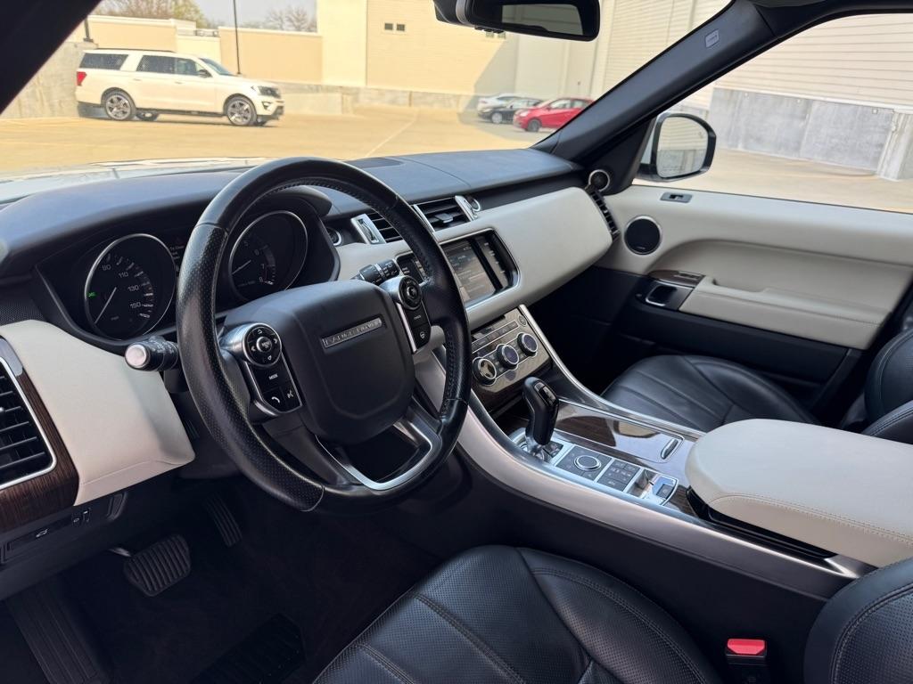 Land Rover Range Rover Sport 3.0L V6 Supercharged SE 2014