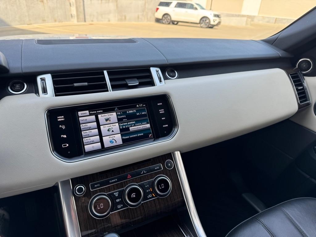 Land Rover Range Rover Sport 3.0L V6 Supercharged SE 2014