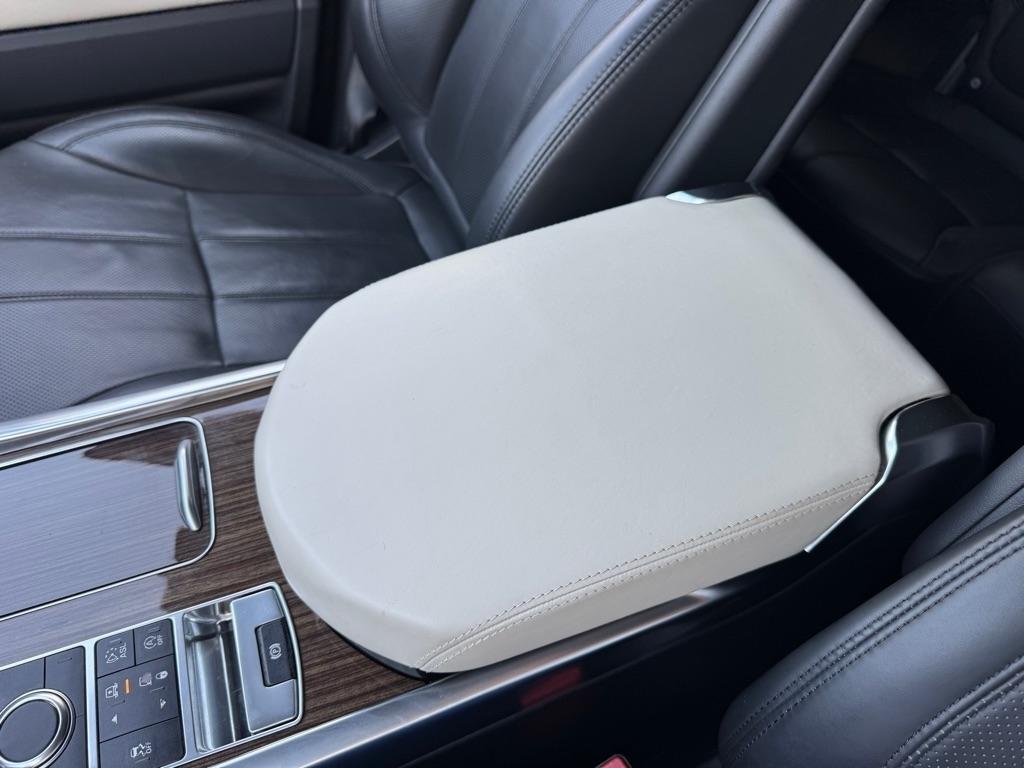 Land Rover Range Rover Sport 3.0L V6 Supercharged SE 2014